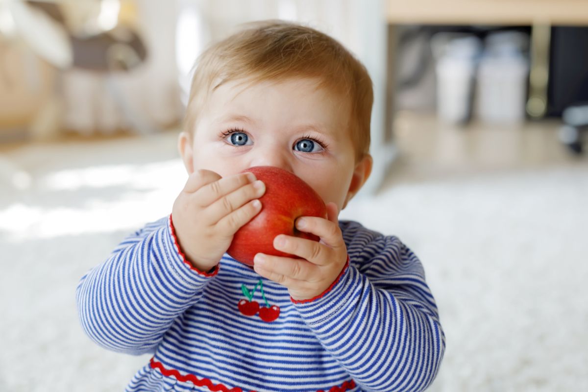 Jak zadbać o odpowiednią podaż witamin i innych składników odżywczych ważnych dla rozwoju dziecka?